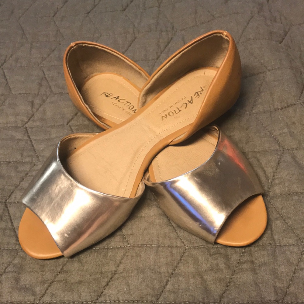 🚫SOLD!!🚫Reaction Kenneth Cole flats!